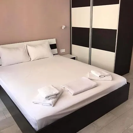 борис Apartment *